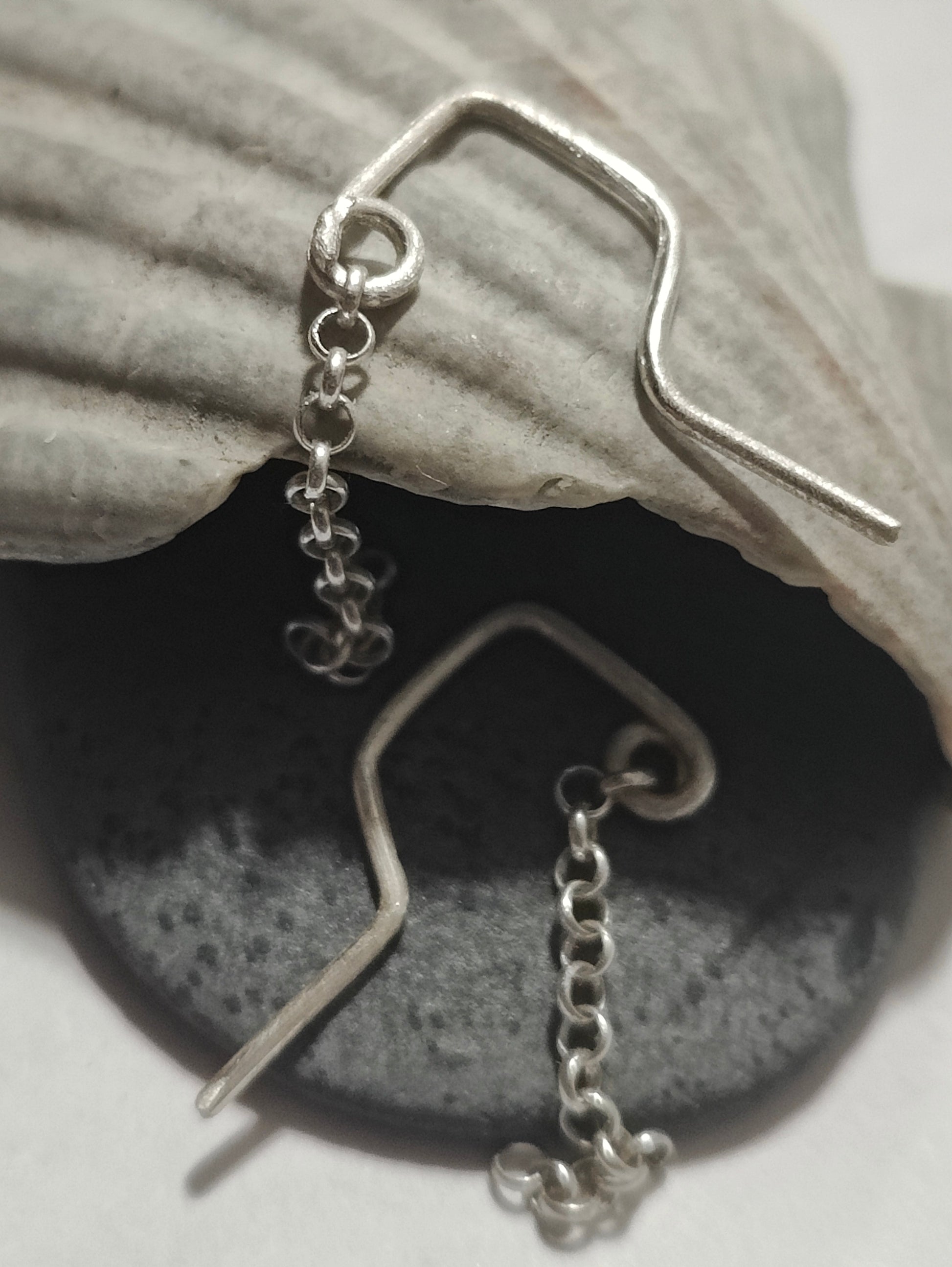 Delicate sterling silver threader earrings with chain – comfortable everyday elegance, handmade by KuuKyy