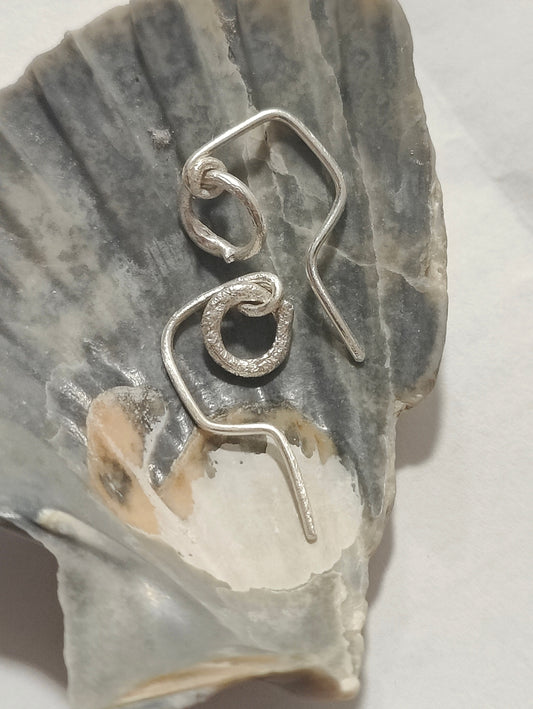 Ultra comfortable lightweight silver threader earrings with rough texture – handmade in Helsinki